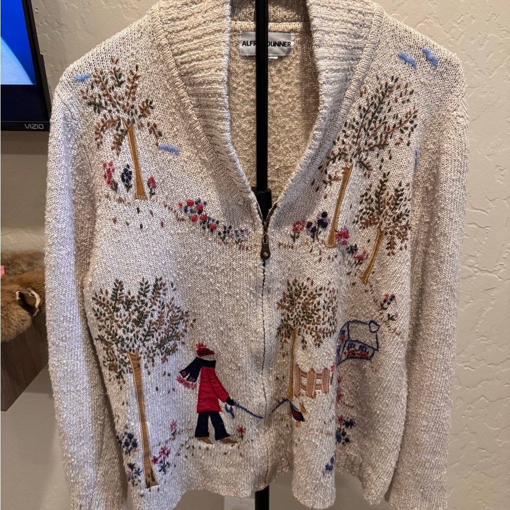 Vintage Alfred Dunner Cream Zip-Front Cardigan with Red and Navy Embroidery